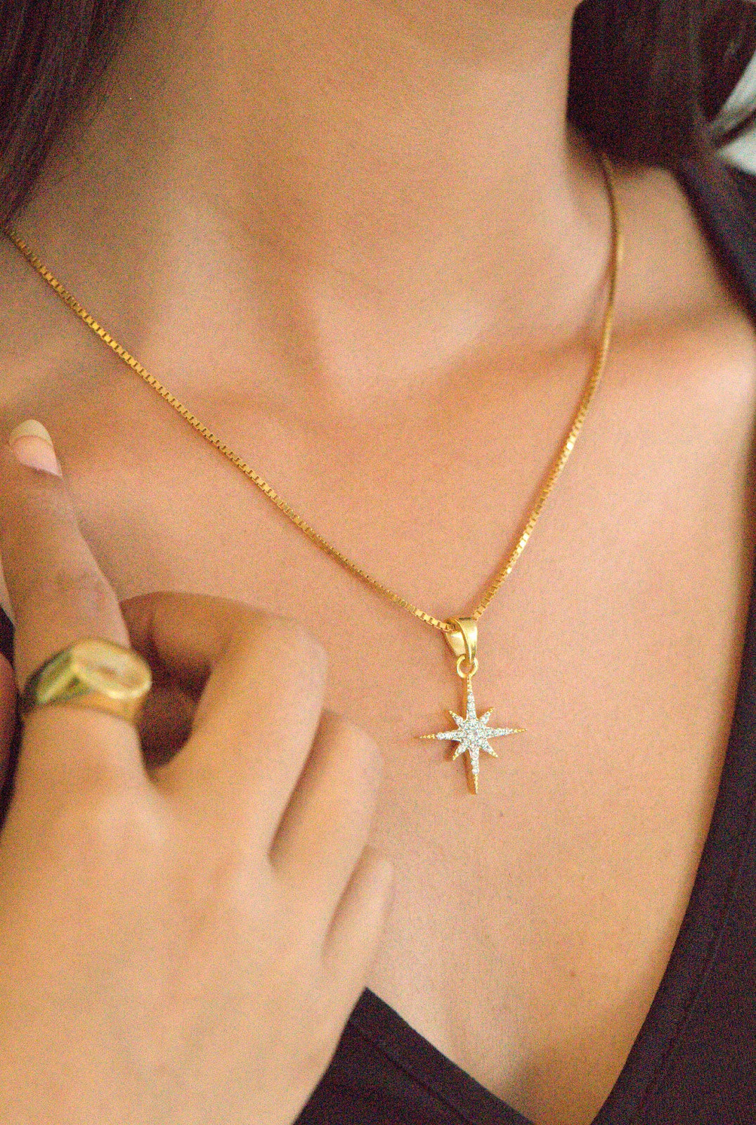 North star outlet locket